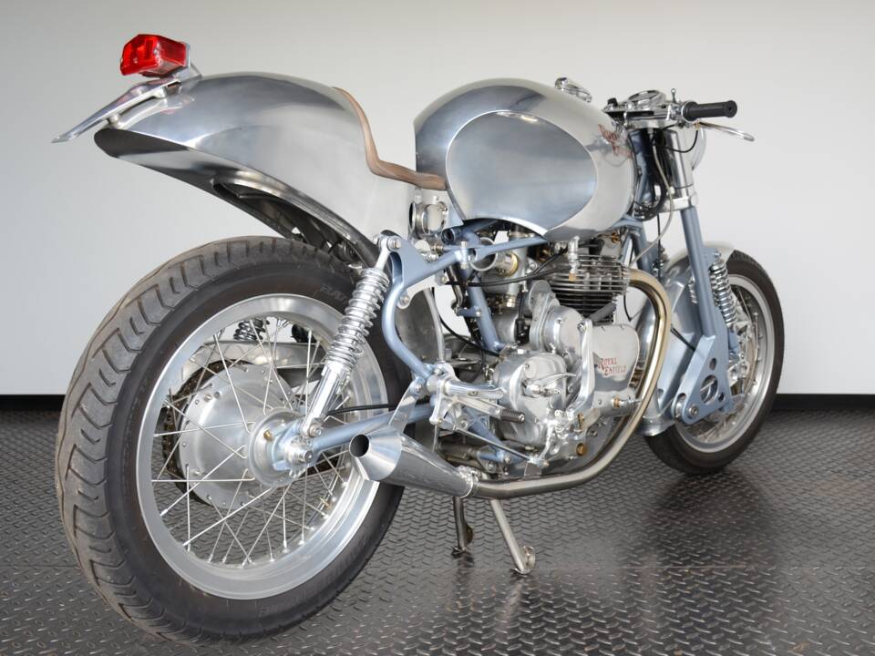Image 40/42 of Royal Enfield 700 Silver Shotgun (1955)