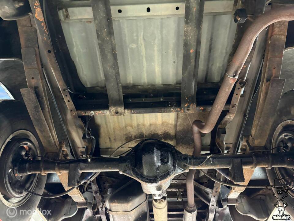 Image 13/42 of Ford F-150 XL (1982)