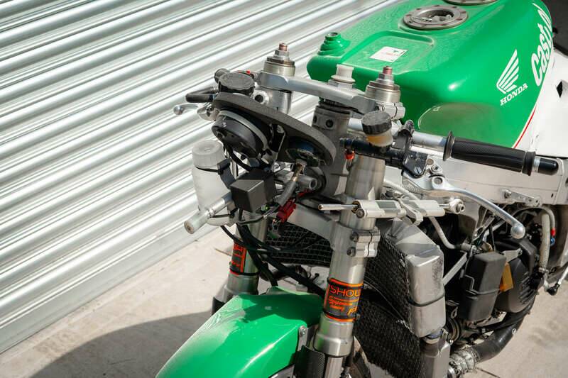 Imagen 31/50 de Honda VFR 750R RC 30 (1991)