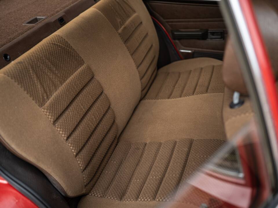 Image 42/75 of Volkswagen Passat 1.6 (1978)
