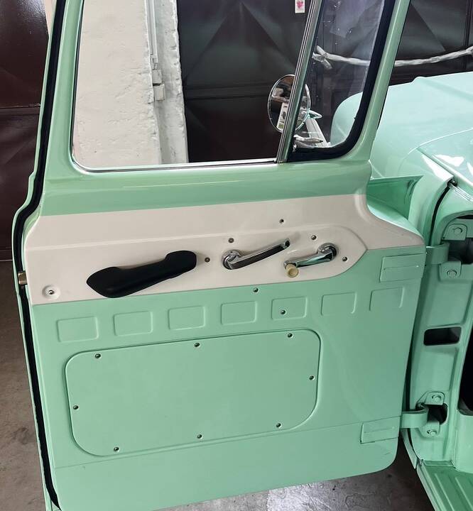 Bild 26/29 von Ford F-100 Panel Van (1959)
