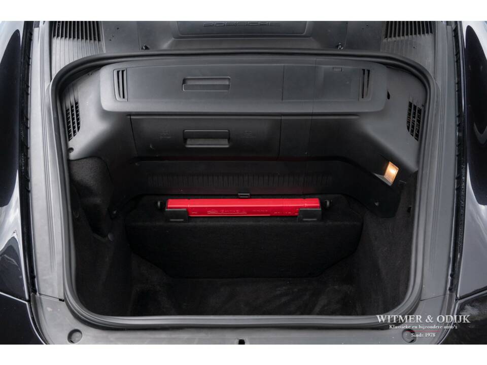 Image 31/32 of Porsche 911 Carrera S (2005)