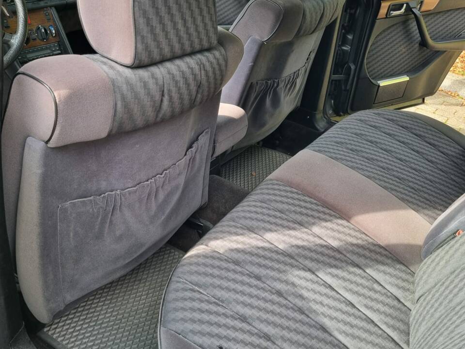 Image 5/12 of Mercedes-Benz 420 SE (1989)