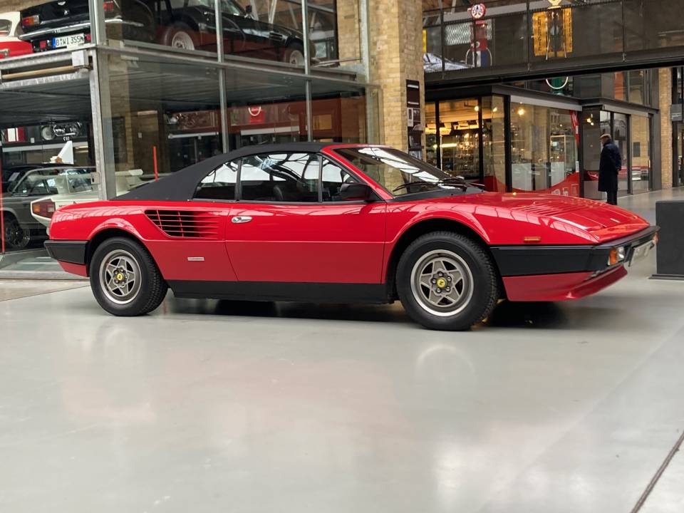 Bild 18/18 von Ferrari Mondial Quattrovalvole (1984)