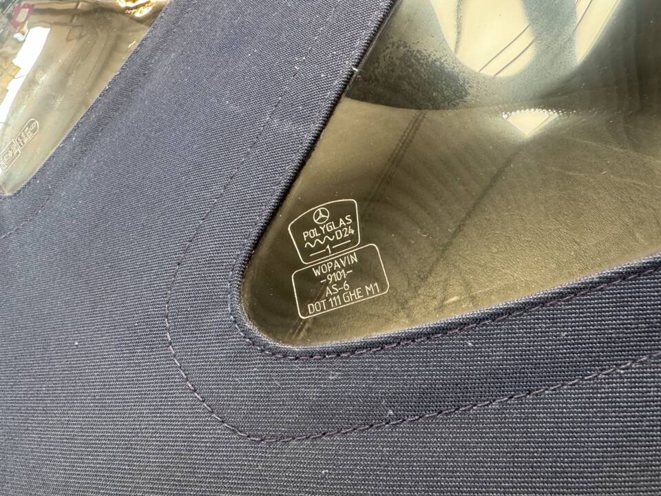 Image 14/19 of Mercedes-Benz SL 500 (1993)