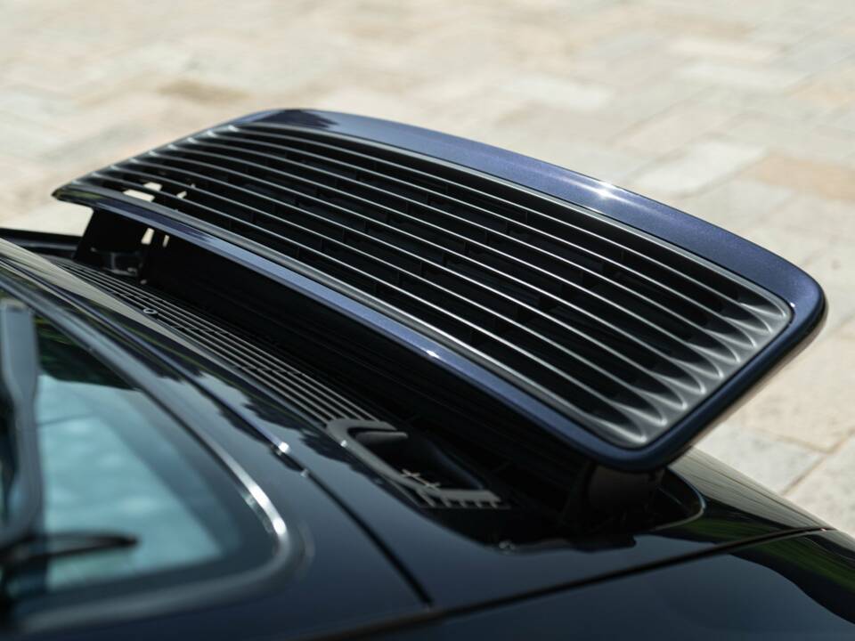 Immagine 14/50 di Porsche 911 Carrera 4S (1996)