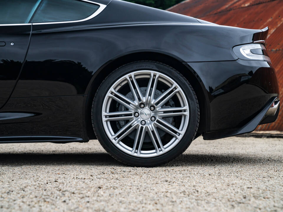 Image 34/36 of Aston Martin DBS (2008)