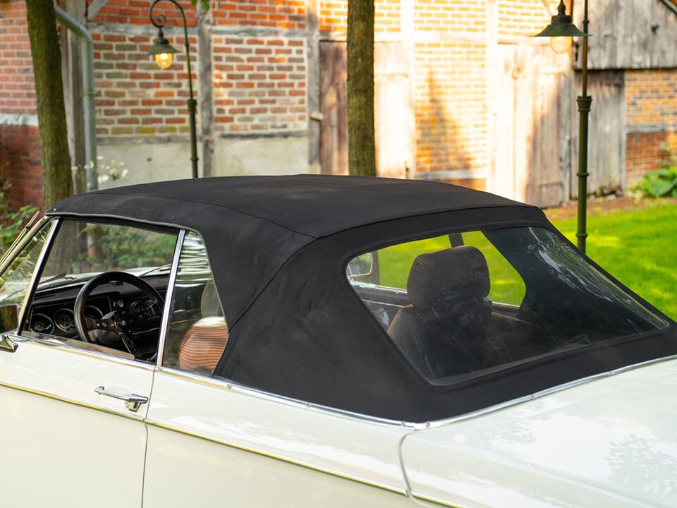 Immagine 74/76 di BMW 2000 (1971)