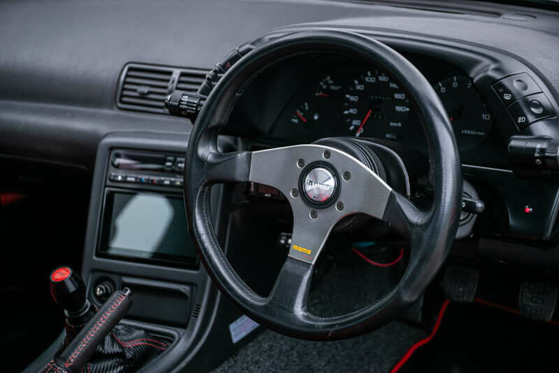 Immagine 42/50 di Nissan Skyline GT-R (1991)