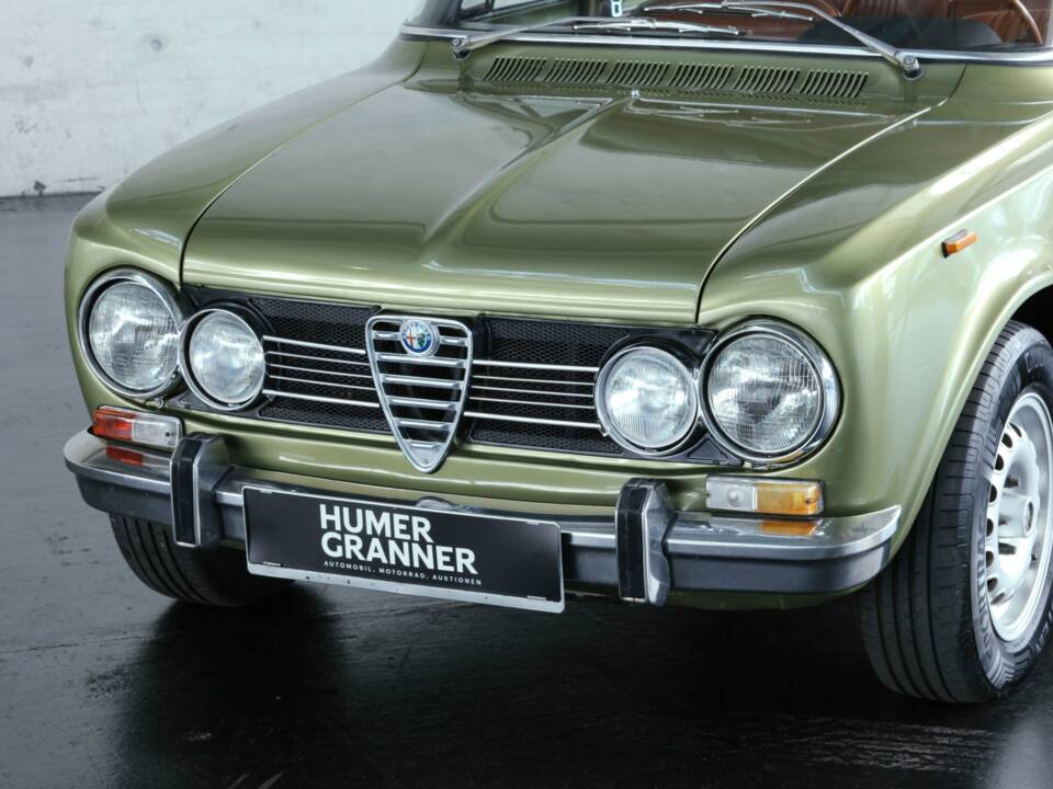Imagen 9/49 de Alfa Romeo Giulia Super 1.3 (1973)