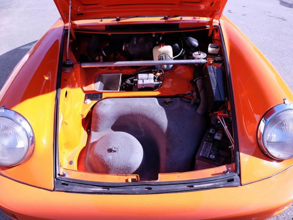 Image 84/97 of Porsche 911 SC 3.0 (1976)