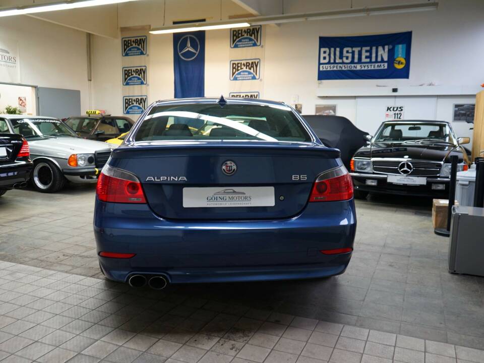 Image 12/45 of ALPINA B5 (2005)