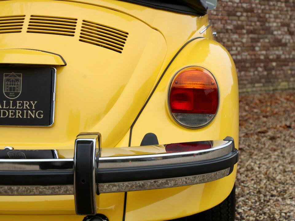 Immagine 45/50 di Volkswagen Maggiolone 1303 (1975)