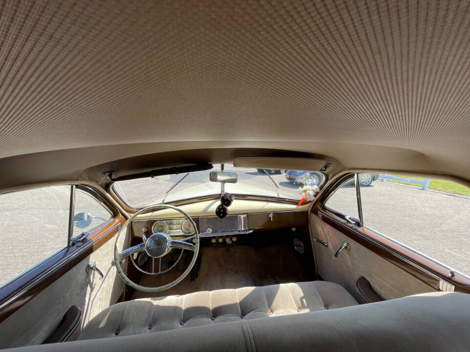 Image 27/46 of Packard Deluxe Eight Club Sedan (1949)