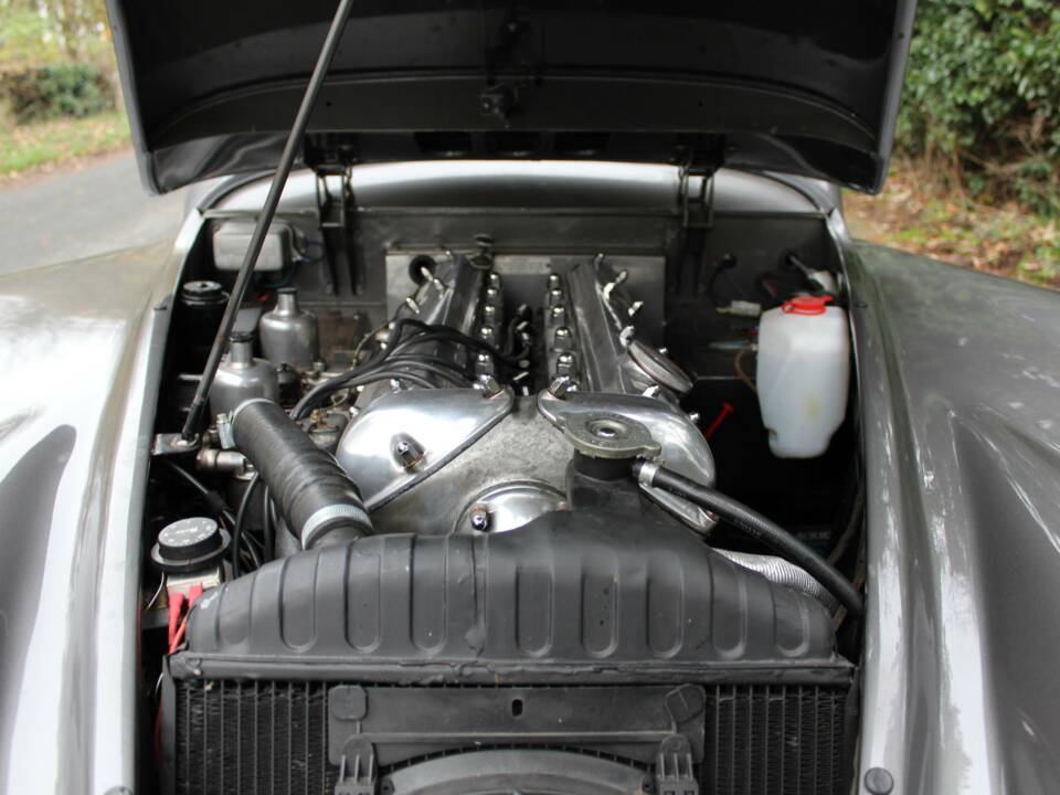 Afbeelding 16/18 van Jaguar XK 140 FHC (1956)