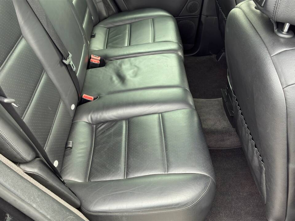 Image 27/50 of Porsche Cayenne Turbo (2007)
