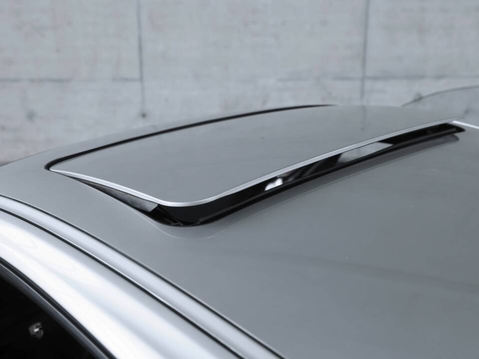 Image 37/50 of Porsche 911 Carrera 4S (2004)