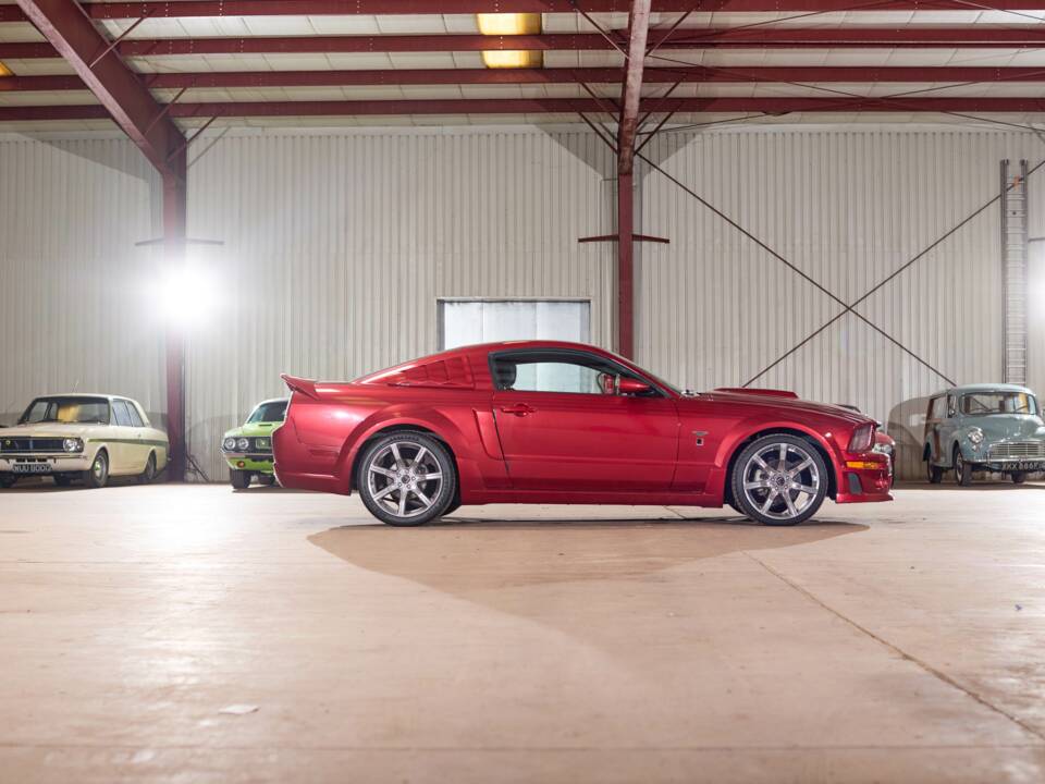 Image 3/68 of Ford Mustang GT (2005)