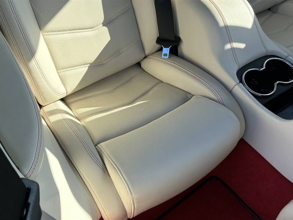 Image 37/54 of Maserati GranCabrio Sport (2015)