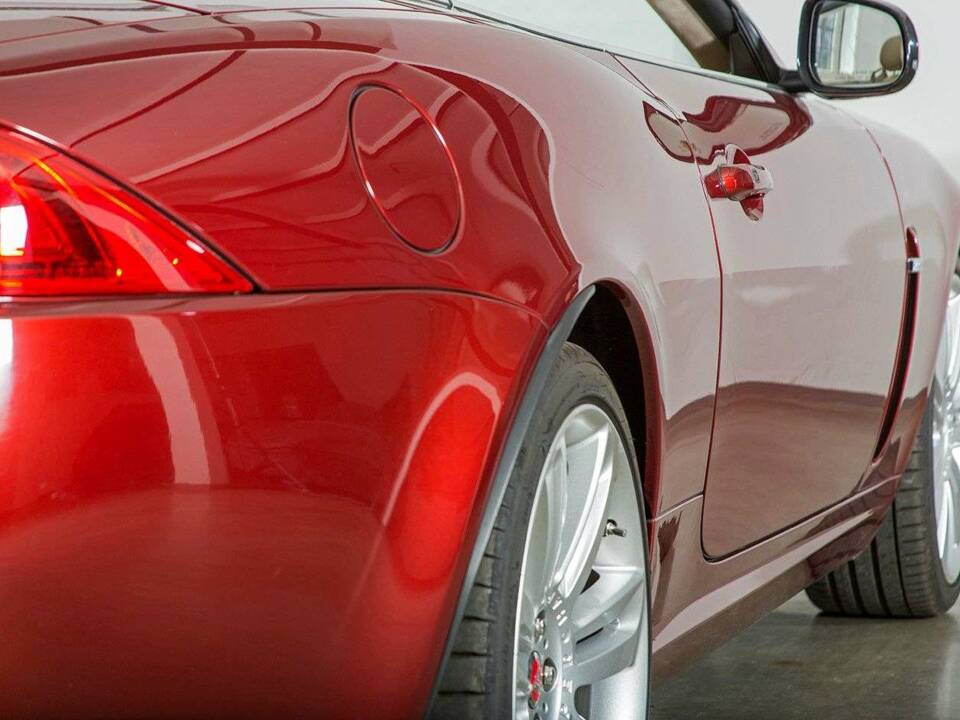 Immagine 4/20 di Jaguar XK (2010)