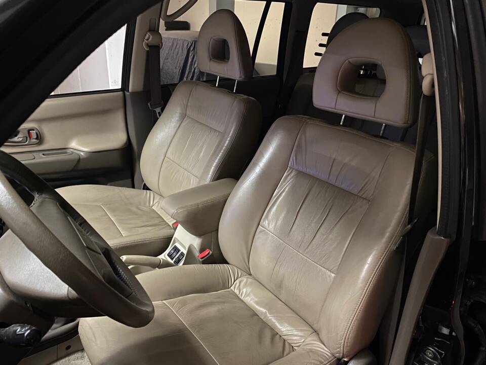 Immagine 11/19 di Mitsubishi Pajero Sport 3.0 V6 (2000)