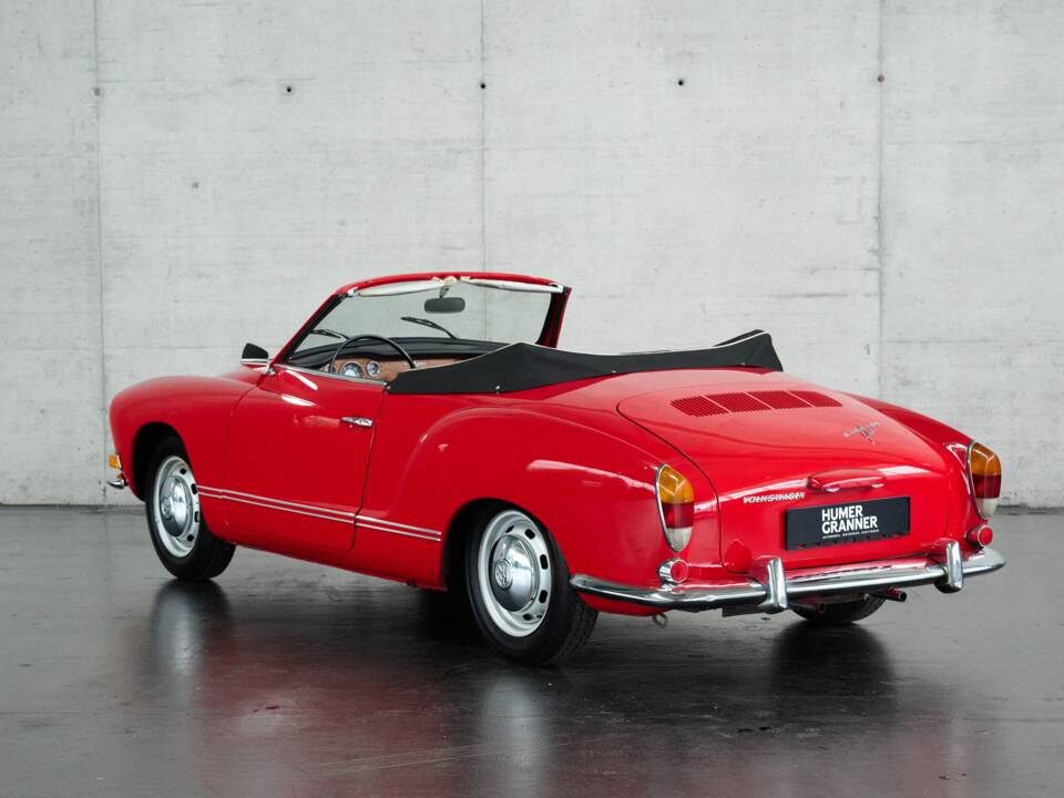 Image 11/50 of Volkswagen Karmann Ghia 1500 (1971)