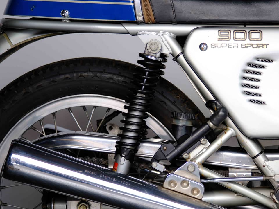 Image 13/54 de Ducati 900 SS (1977)