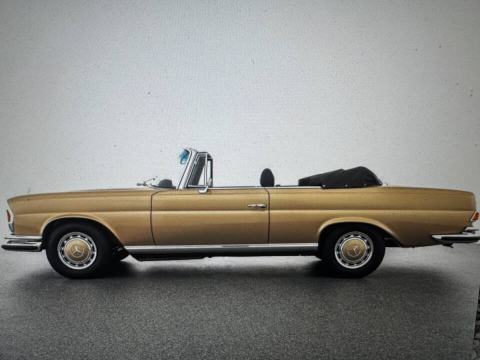 Imagen 25/26 de Mercedes-Benz 280 SE (1969)