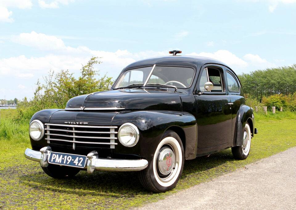 Immagine 3/8 di Volvo PV 444 (1950)