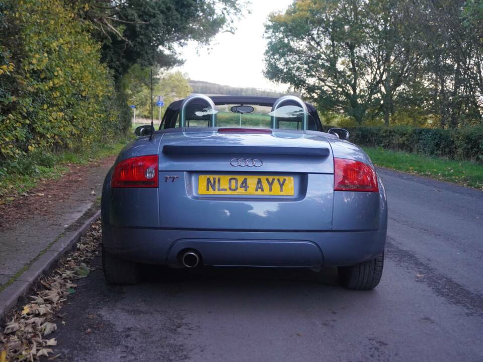 Bild 5/17 von Audi TT 1.8 T (2004)