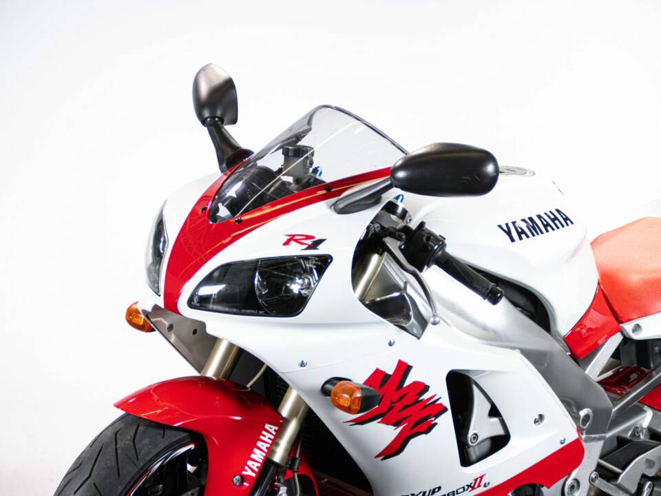 Bild 38/50 von Yamaha YZF 1000 R1 (1998)
