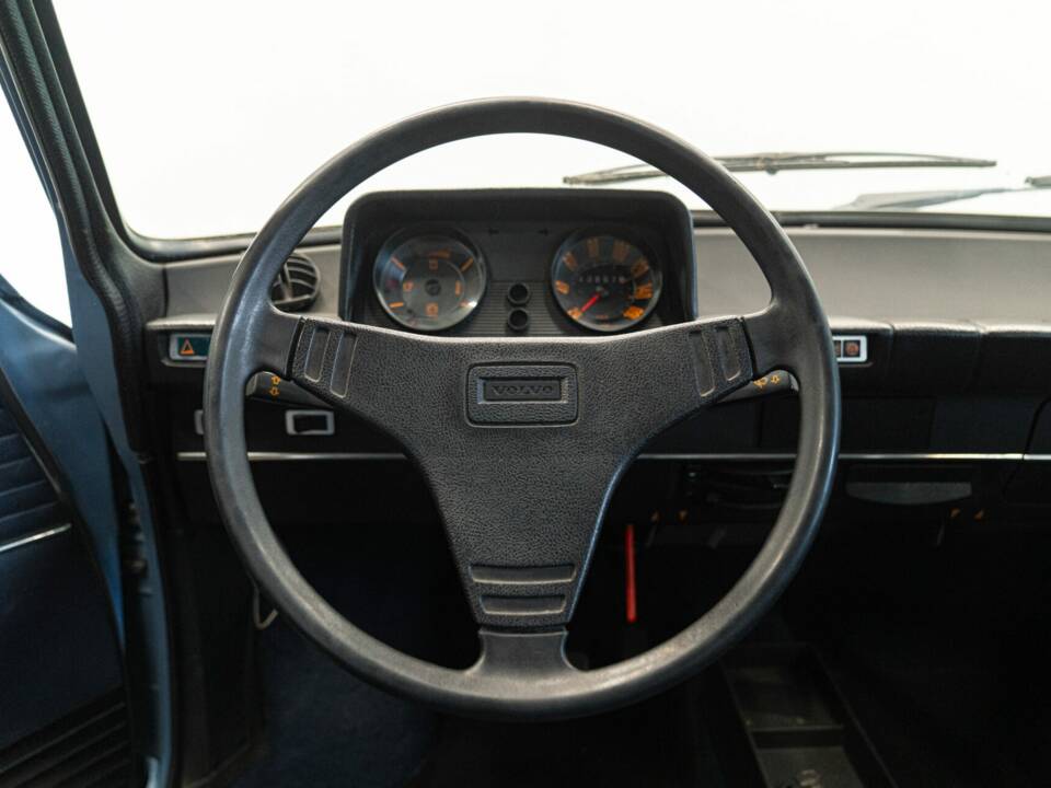 Image 35/45 of Volvo 66 (1980)