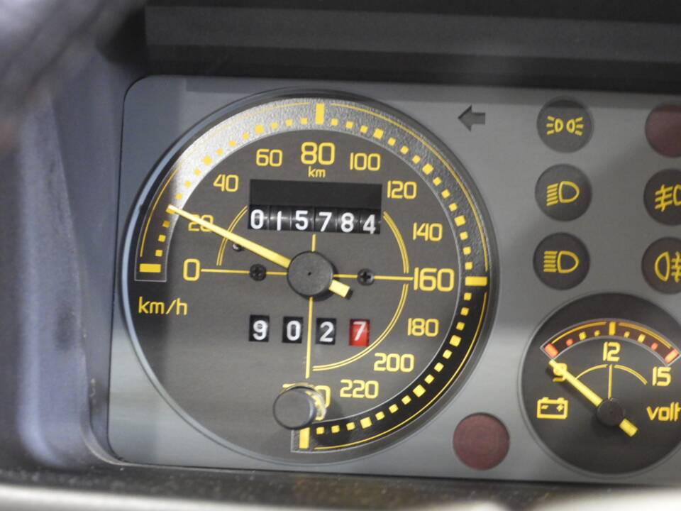 Image 8/15 of Lancia Delta HF Integrale Evoluzione I &quot;Martini 5&quot; (1992)