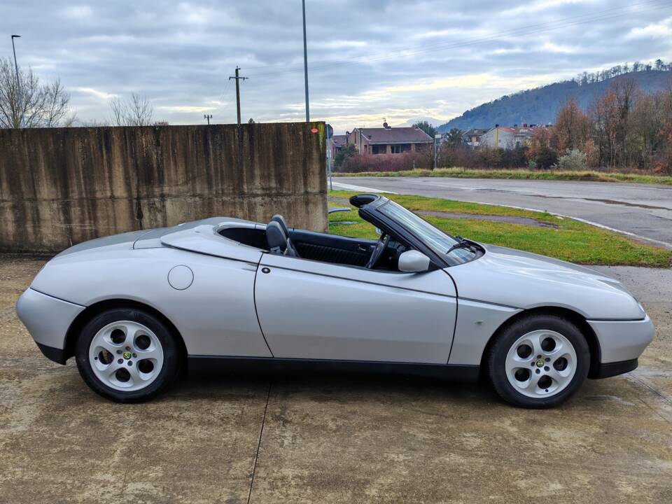 Bild 9/40 von Alfa Romeo Spider 2.0 Twin Spark 16V (1997)