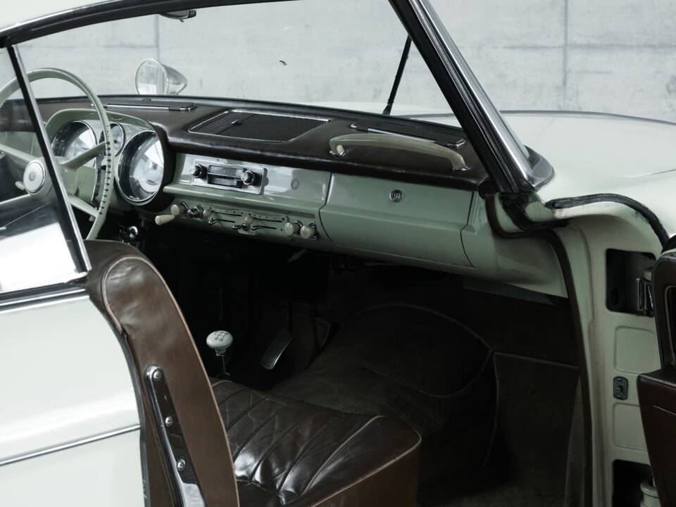 Bild 22/50 von BMW 503 (1959)