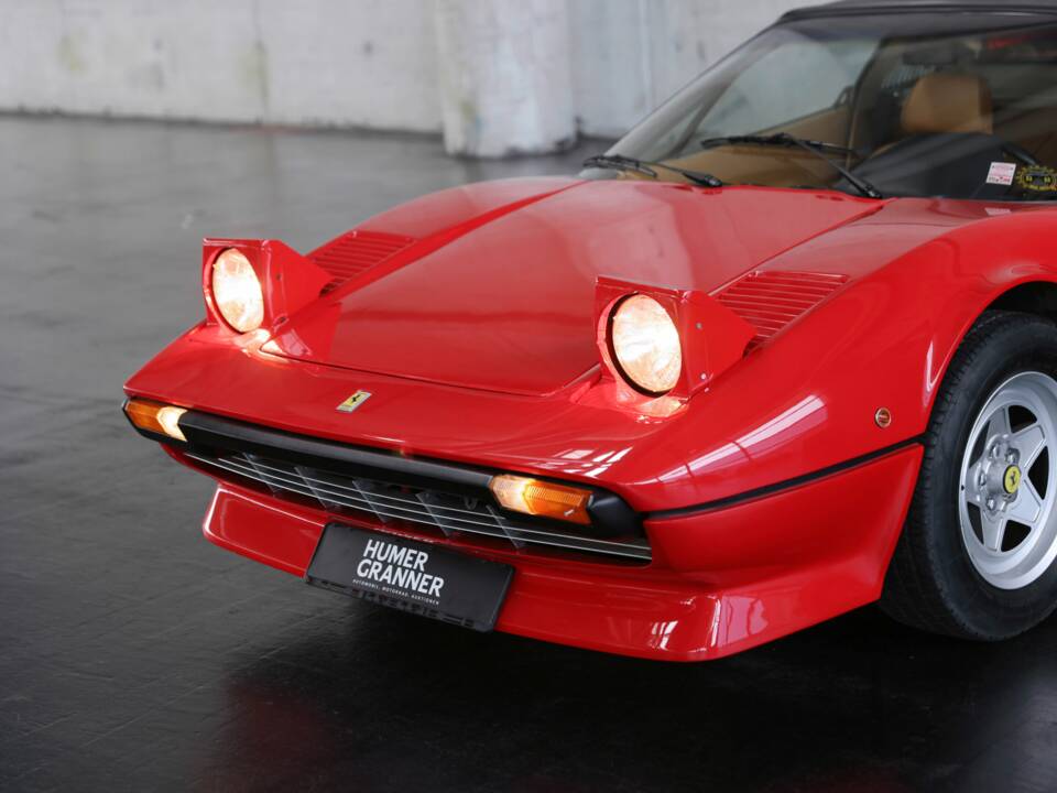 Image 16/50 of Ferrari 308 GTSi (1982)