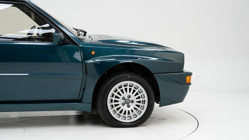 Imagen 10/15 de Lancia Delta HF Integrale Evoluzione I (1992)