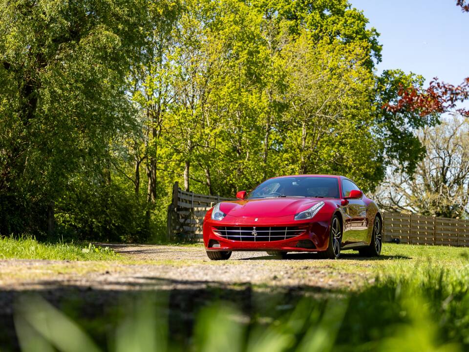 Bild 37/50 von Ferrari FF (2012)