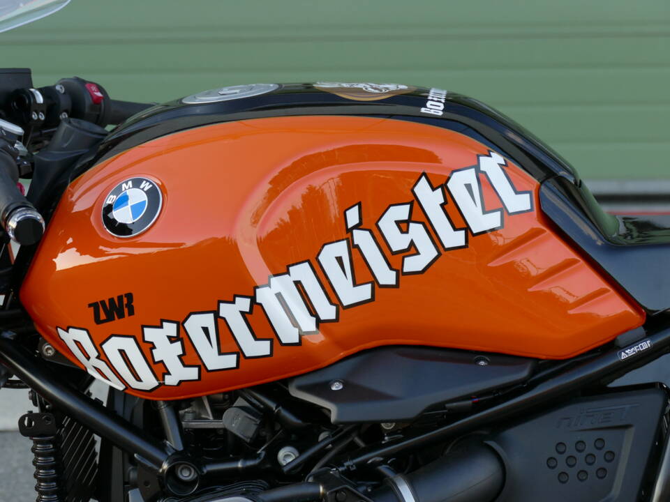 Bild 2/13 von BMW DUMMY (2023)
