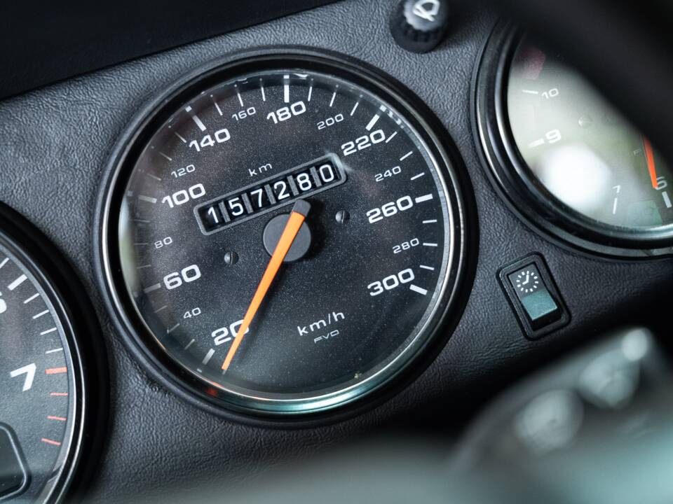 Bild 14/39 von Porsche 911 Carrera 4S (1997)