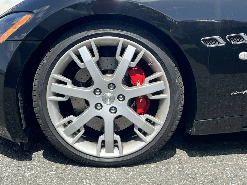 Image 9/39 de Maserati GranTurismo S (2010)