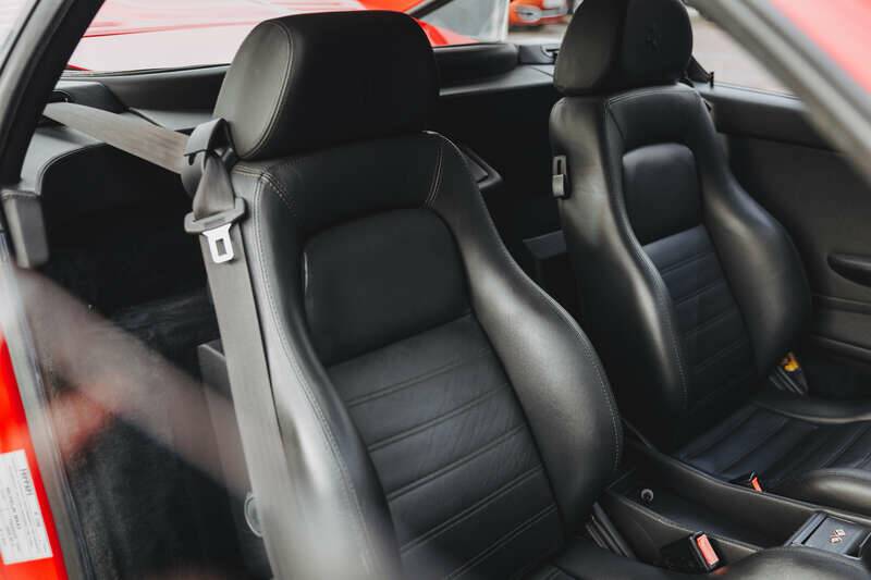 Image 46/50 de Ferrari F 355 Berlinetta (1998)