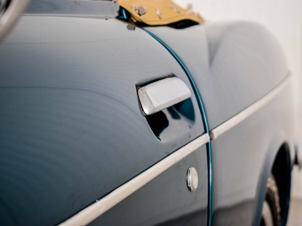 Bild 35/50 von Datsun Fairlady 1600 (1969)