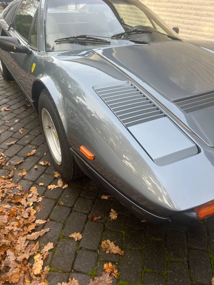 Image 2/114 de Ferrari 308 GTS Quattrovalvole (1985)