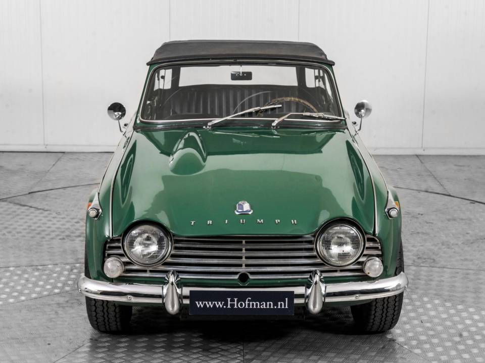 Afbeelding 39/50 van Triumph TR 4A (1966)