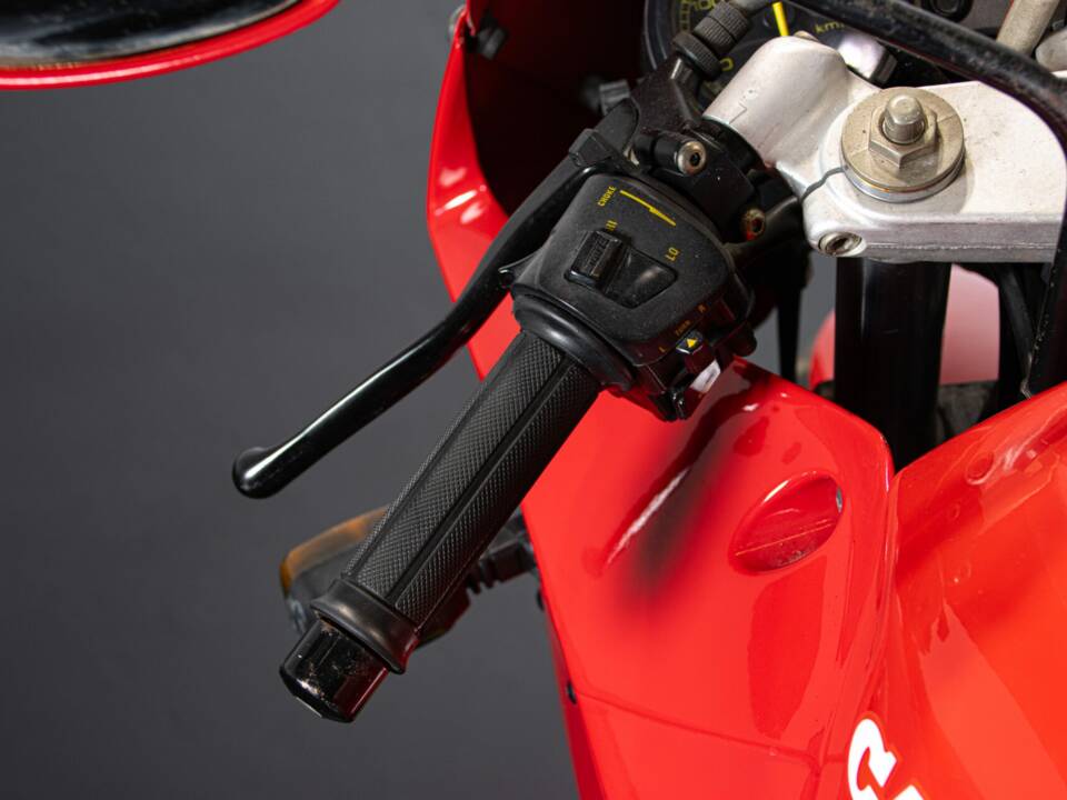 Afbeelding 38/47 van Cagiva Mito 125 (1990)