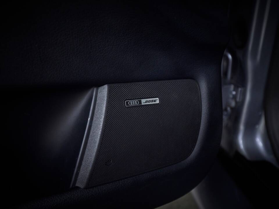 Imagen 88/100 de Audi RS4 Avant (2001)