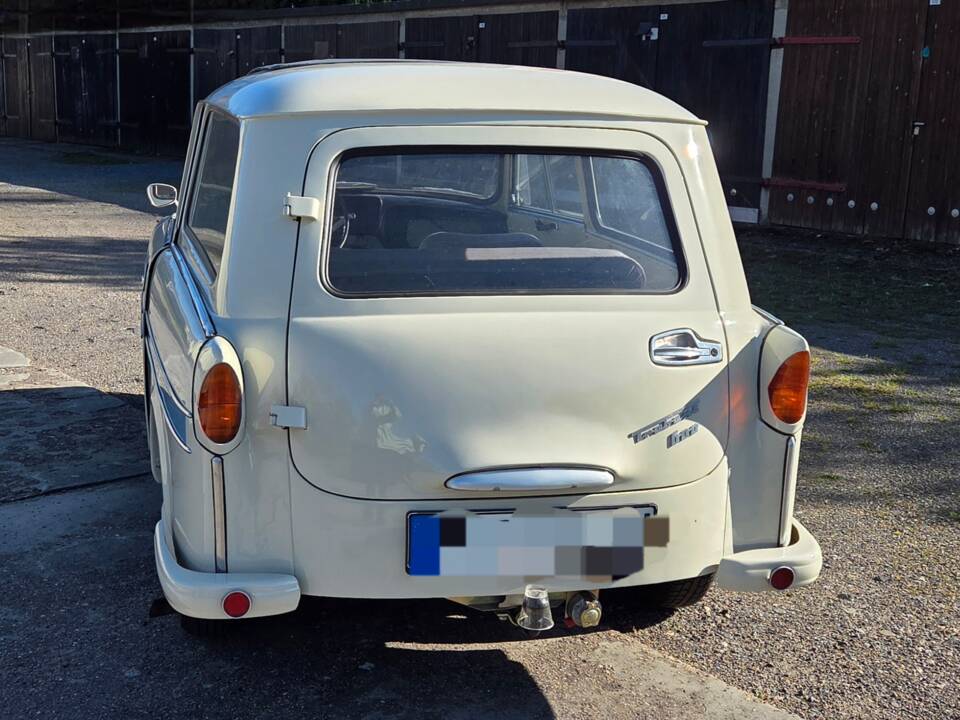 Immagine 4/38 di Trabant 600 Camping (1964)