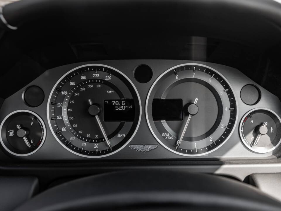 Image 9/59 of Aston Martin DBS (2012)