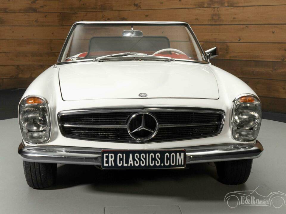 Image 4/19 de Mercedes-Benz 230 SL (1965)